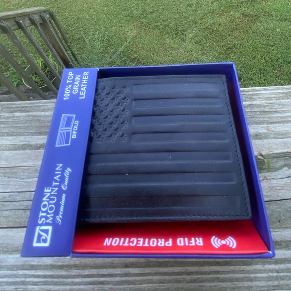 Stone Mountain US Flag genuine leather wallet brand new in box - Picture 10 of 12